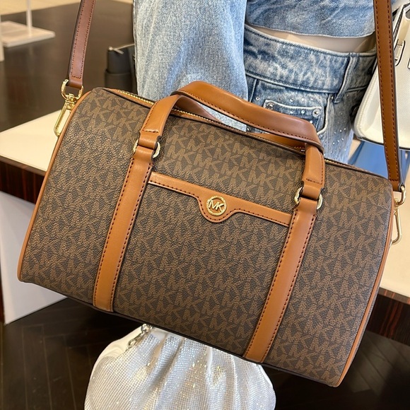 MICHAEL KORS JST TRAVEL MEDIUM DUFFLE SATCHEL SHOULDER CROSSBODY BAG MK BROWN - Picture 5 of 16